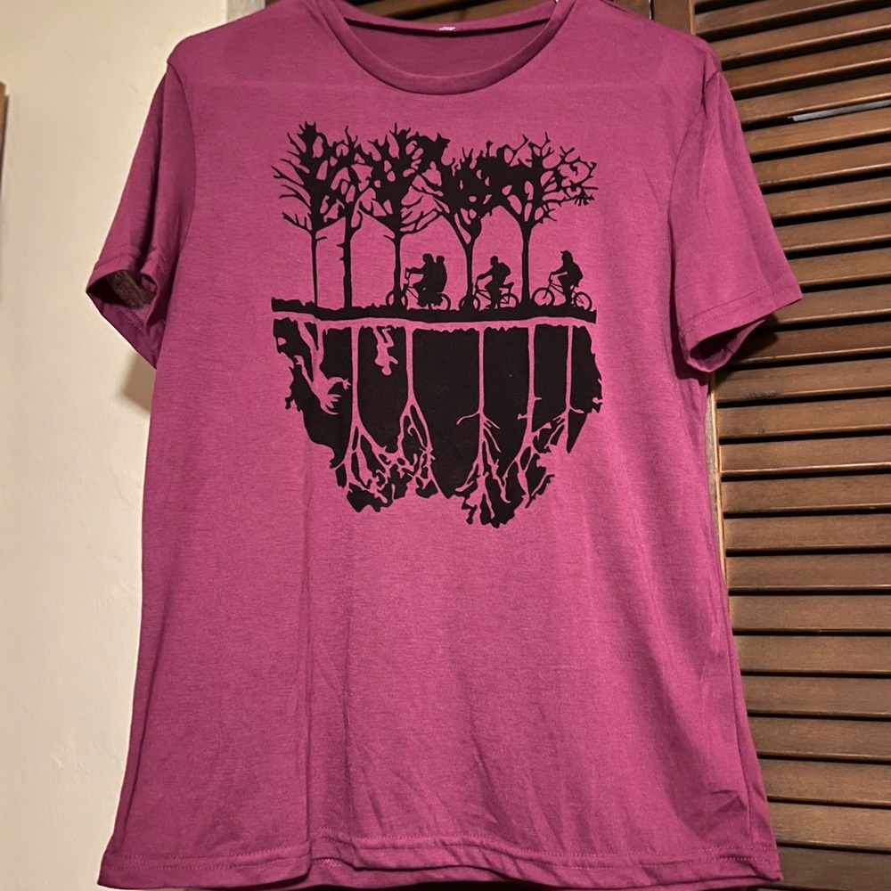 Stranger Things, Upside Down Graphic T-Shirt.  Adult Medium, Maroon. Never Worn!